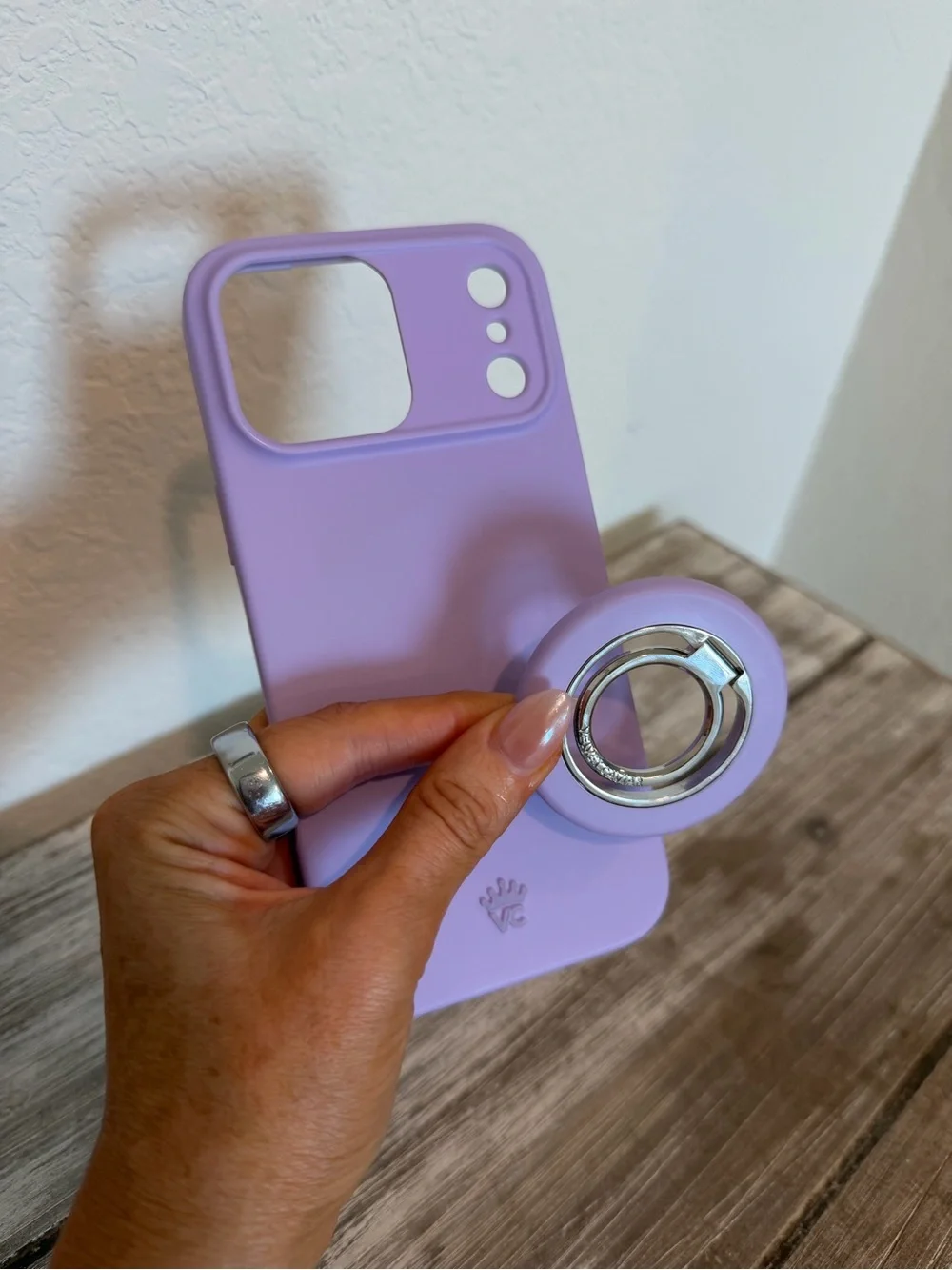 velvet caviar iPhone 17 pro max case - lilac